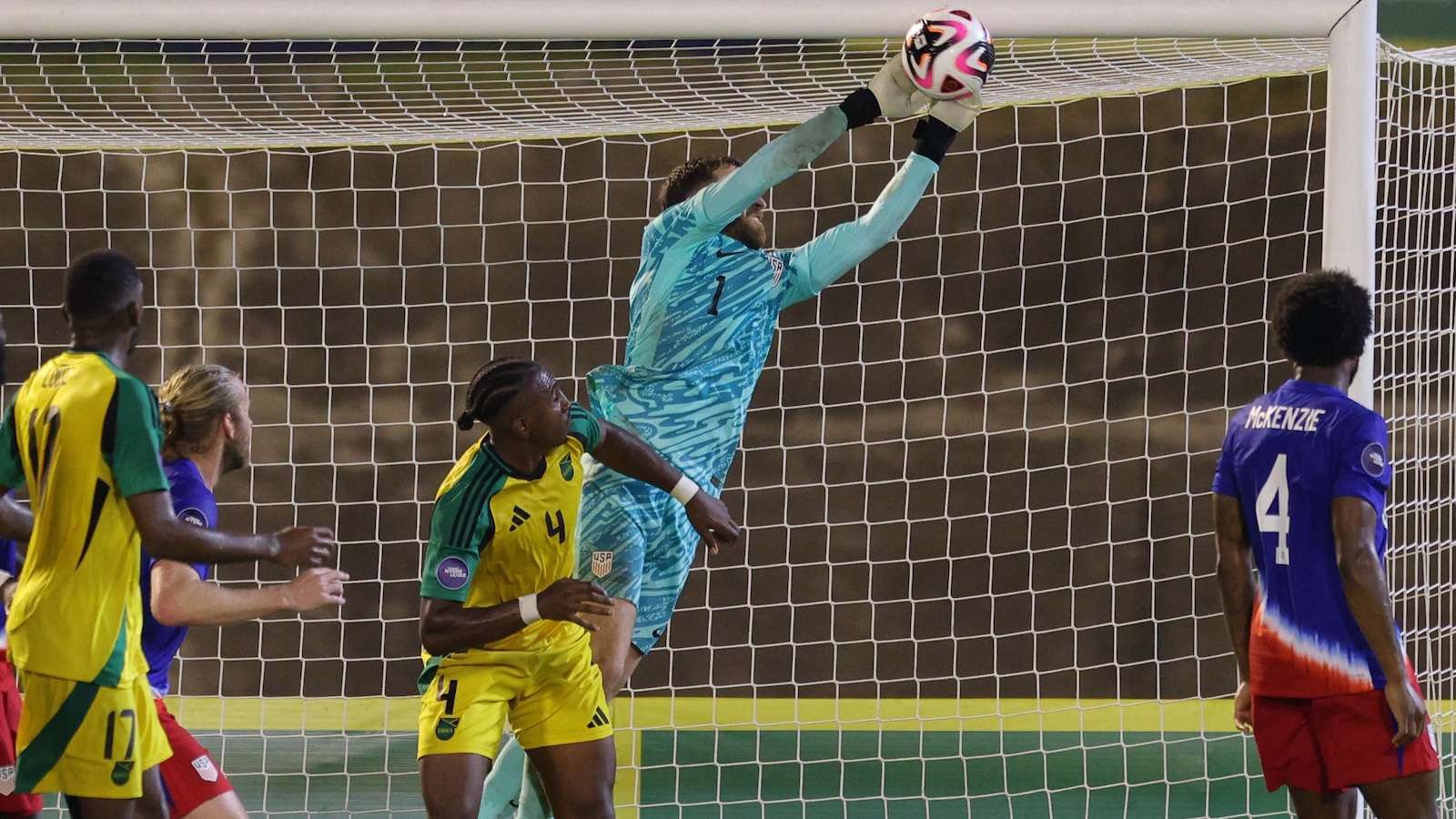 男篮用一场 男篮用一场